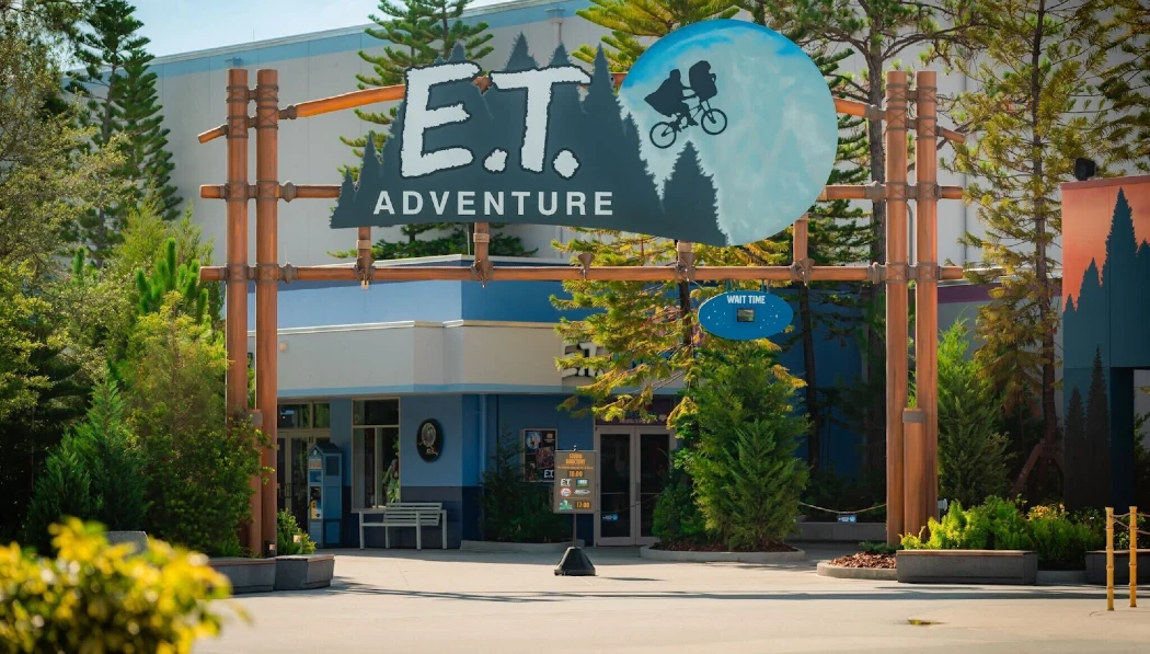 Entrance gate of E.T. Adventure attraction