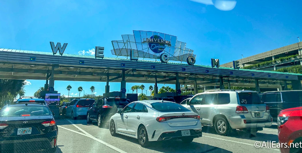 Cars waiting at the entrance of the Universal Orlando Resort